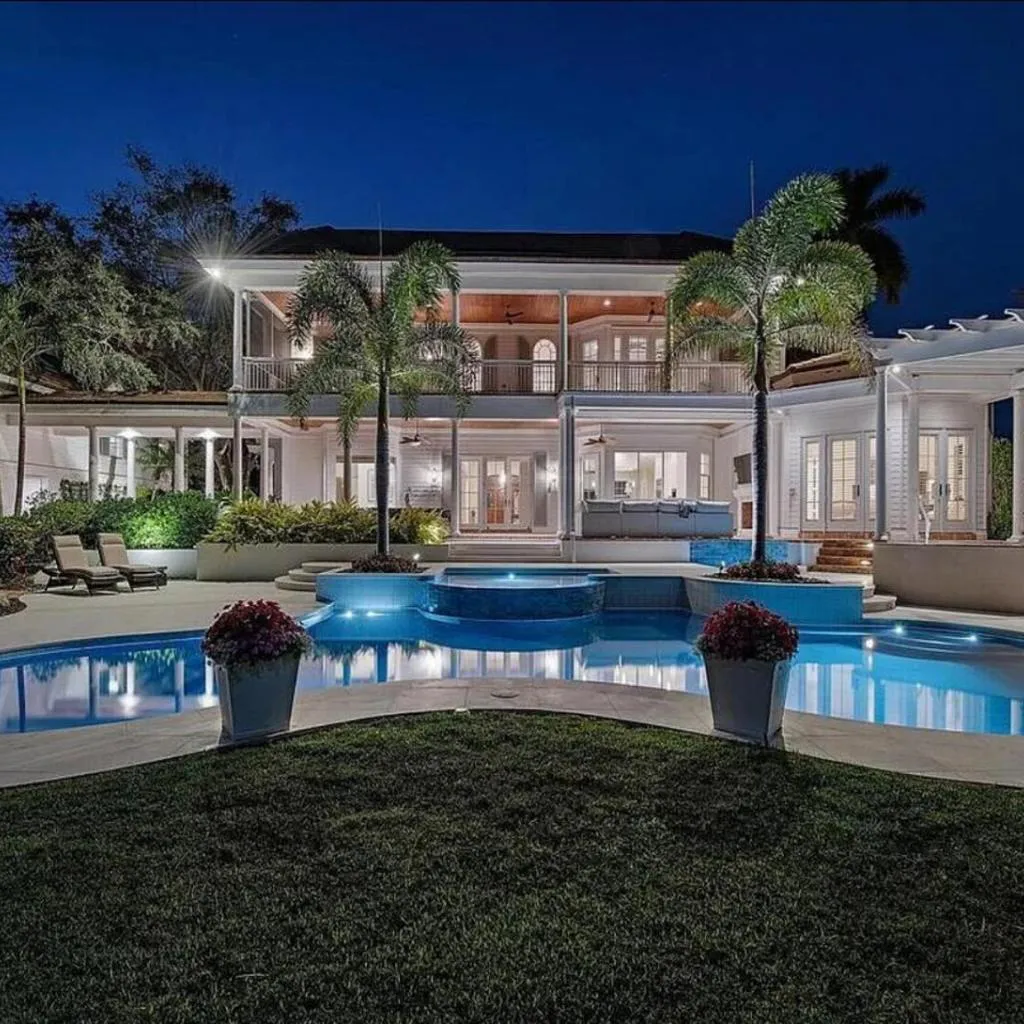 Photograph of Naples Beach Port Royal Luxury Coastal Mansion Villa with Guesthouse & Pool & Hot Tub