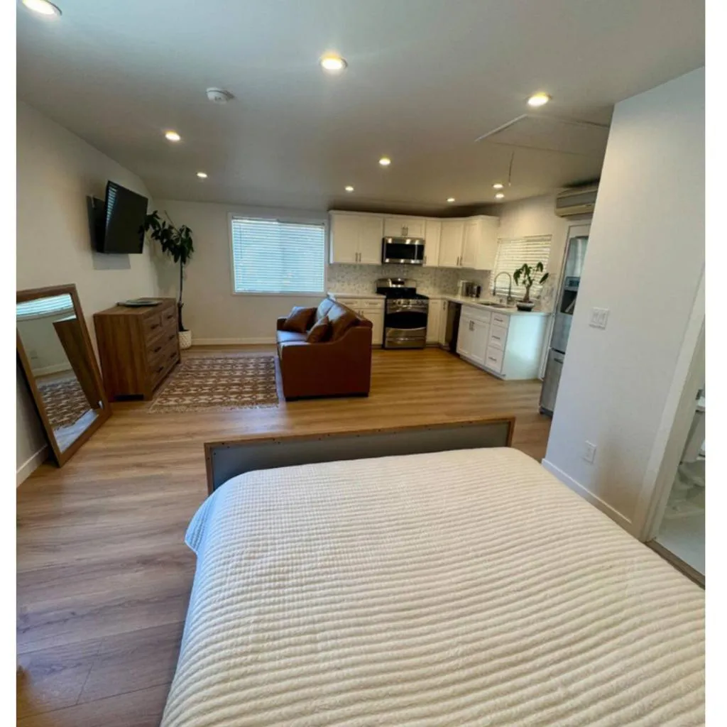 Photograph of PRIVATE modern studio Guesthouse
