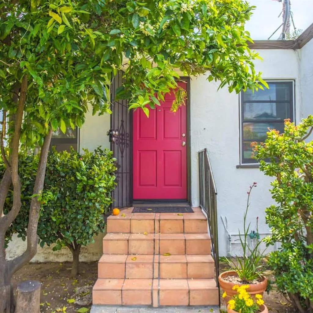 Photograph of Cozy Urban Cottage