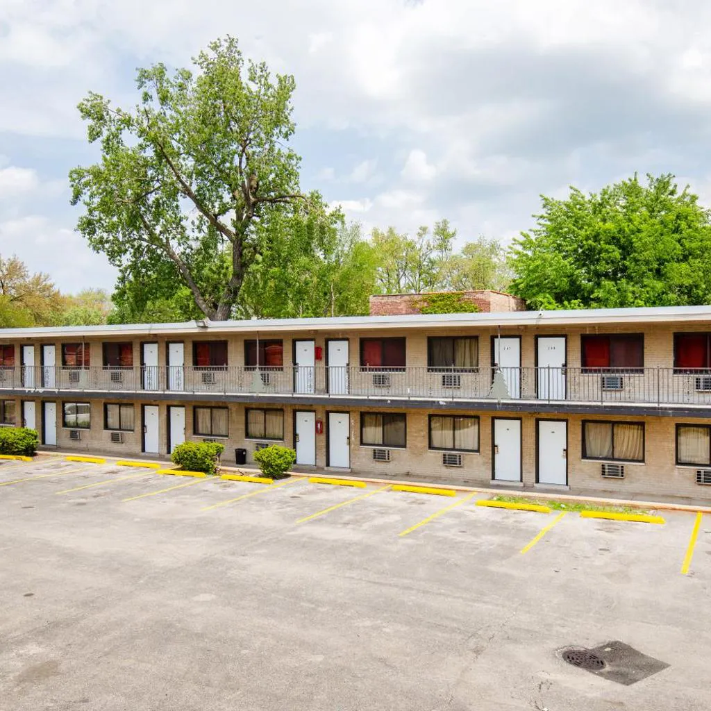 Photograph of Best Motel By OYO Chicago I-90