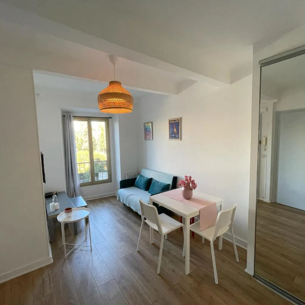 Photograph of Nice Renting - JAURES - Cosy Flat - Nice old town - Great view - AirCon