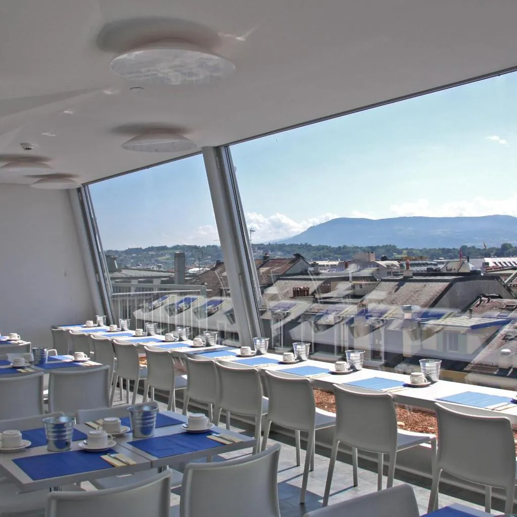 Photograph of Hotel Cristal Design