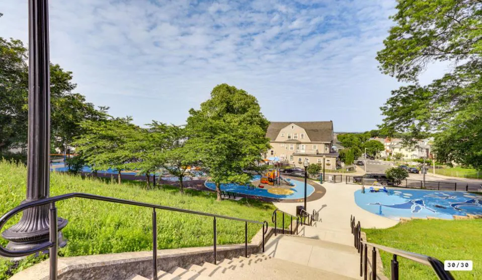 Photograph of 4Bed Boston - Central Location - Pets ok