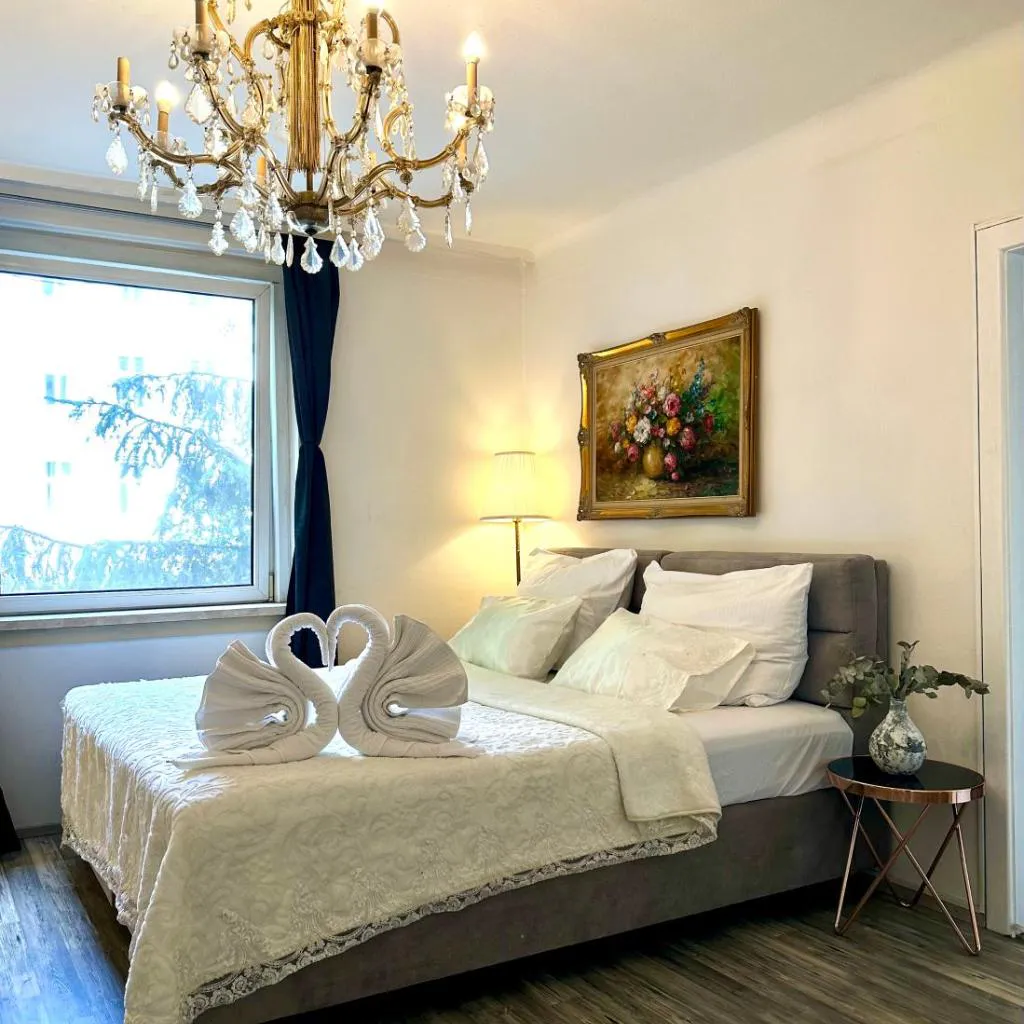 Photograph of Central &cozy