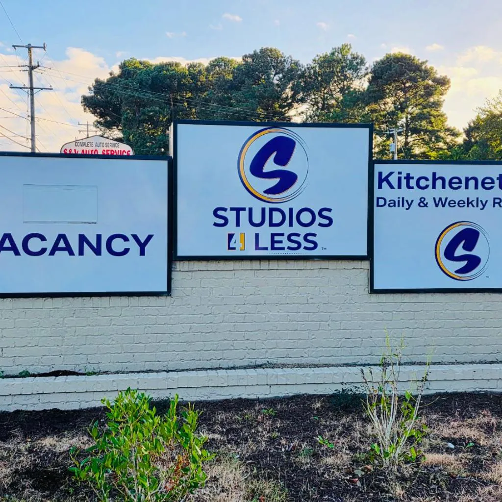 Photograph of Studios & Suites 4 Less Virginia Beach