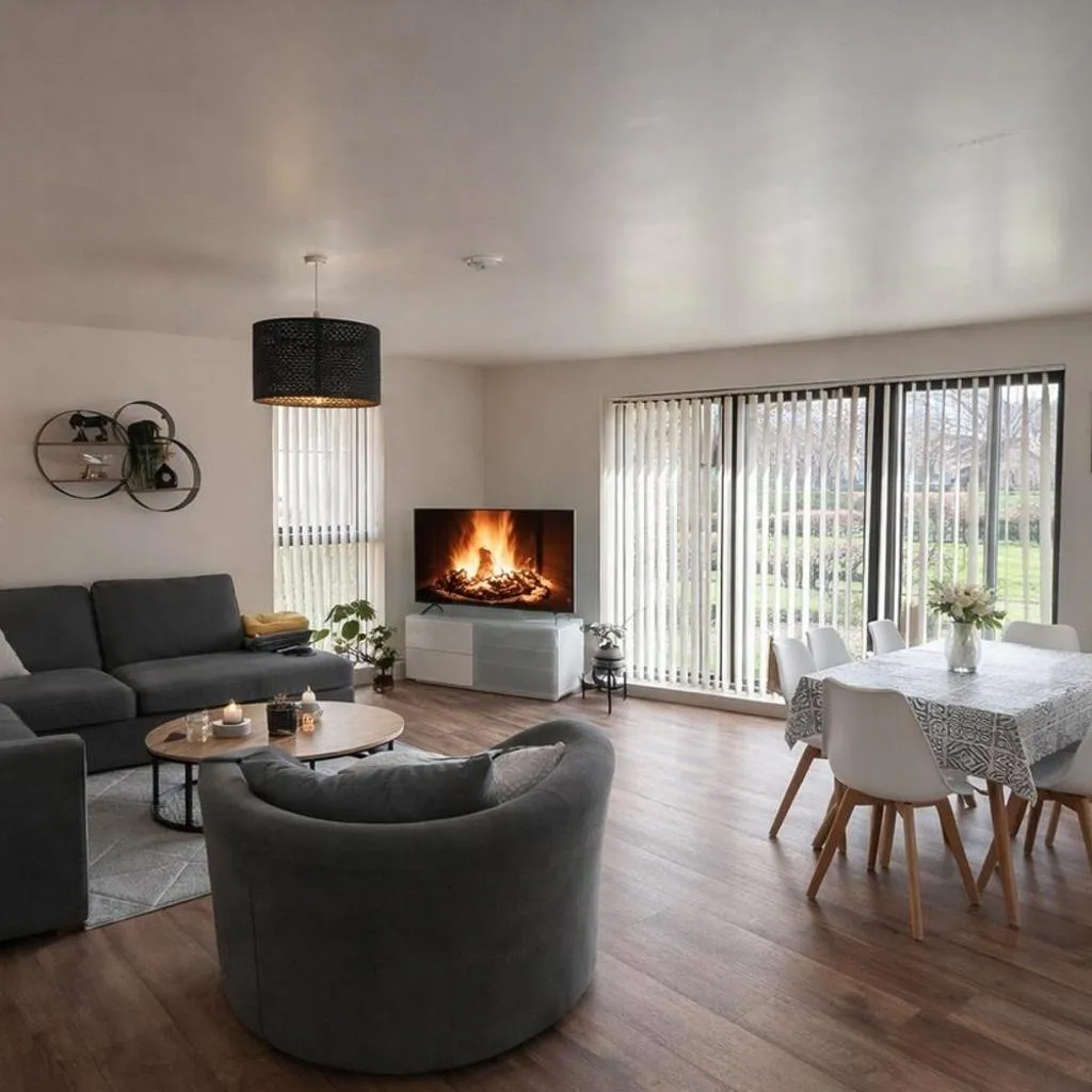 Photograph of Elegant 2-Bed 2-Bath Flat in Edinburgh