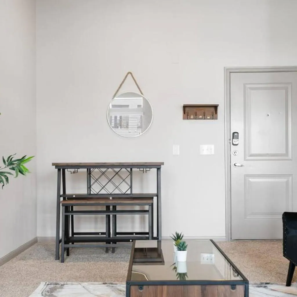 Photograph of LUX 2B2B Apt Near Heart of Austin with Pool & Parking