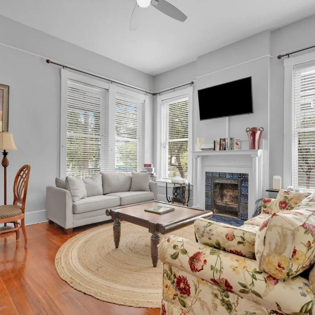 Photograph of Brick & Bloom Veranda by Lucky Savannah
