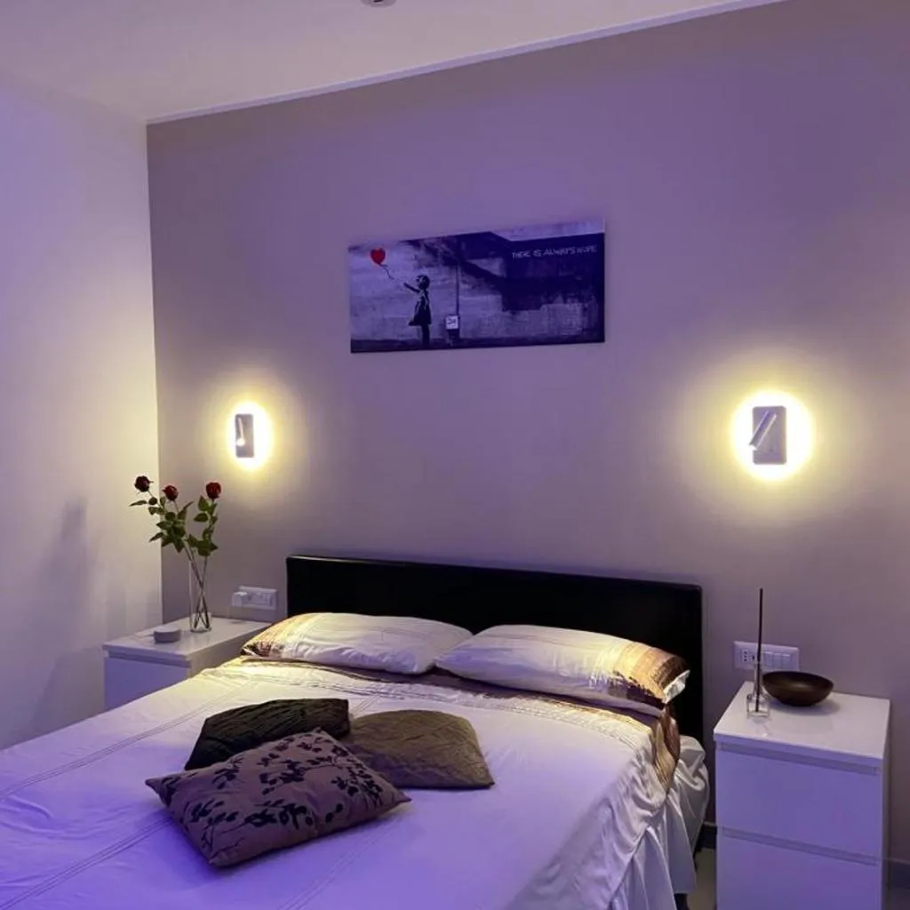 Photograph of Mamuccia Rooms Posto Auto