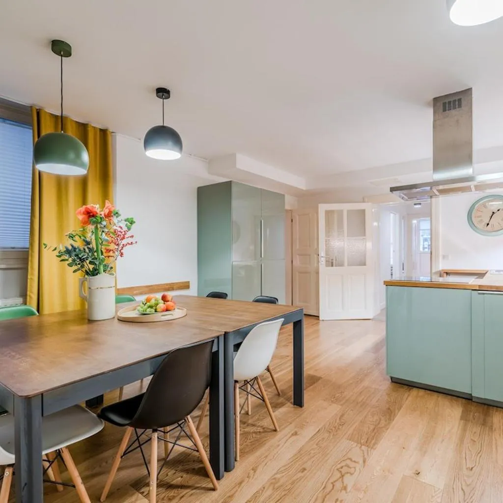 Photograph of Unique Ap Kreuzberg 4 Bed Rooms