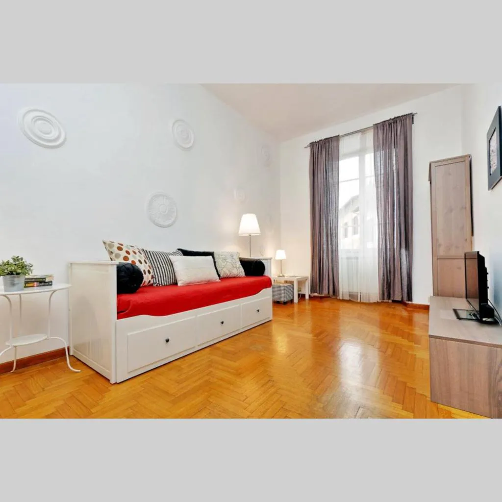 Photograph of Trastevere Apartment for Family & Friends with separate Living Room - AC & WiFi