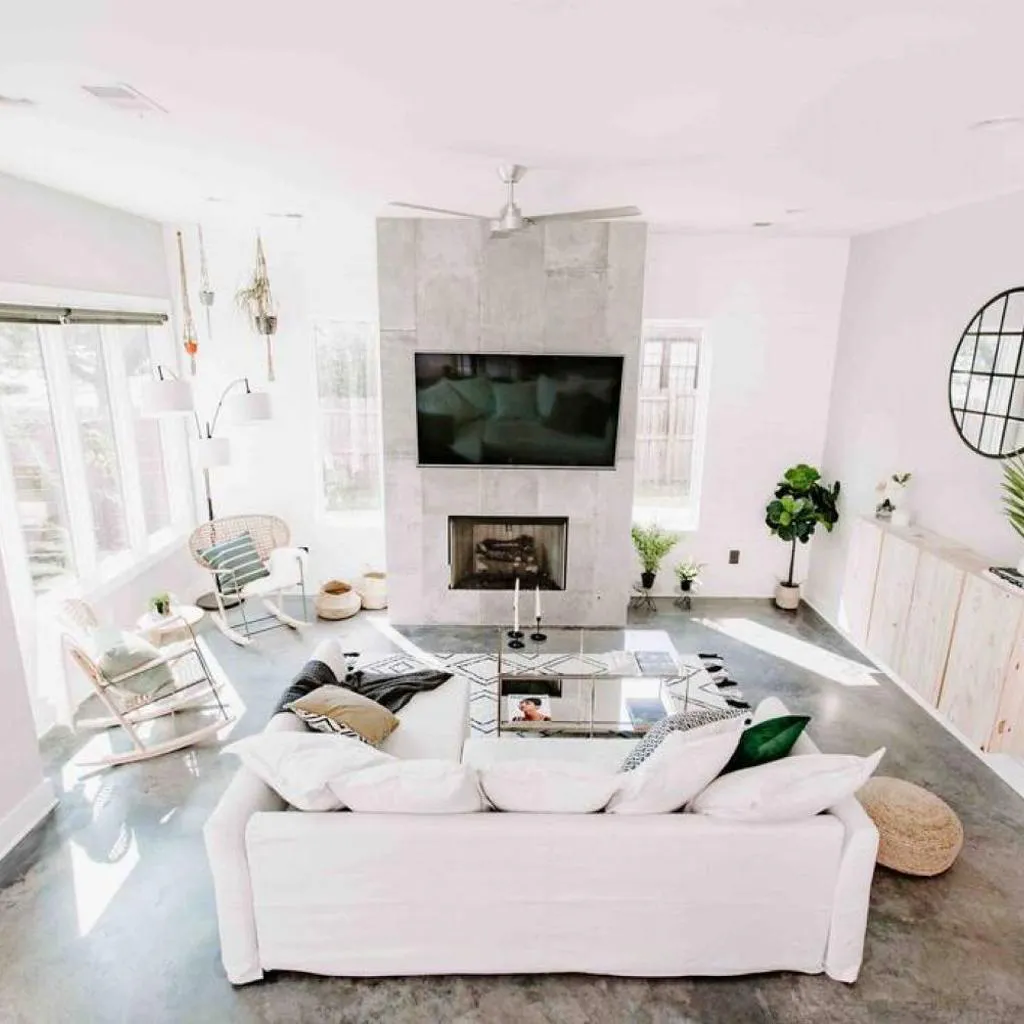 Photograph of Modern Luxury with Rooftop Deck, 3 mi to Downtown