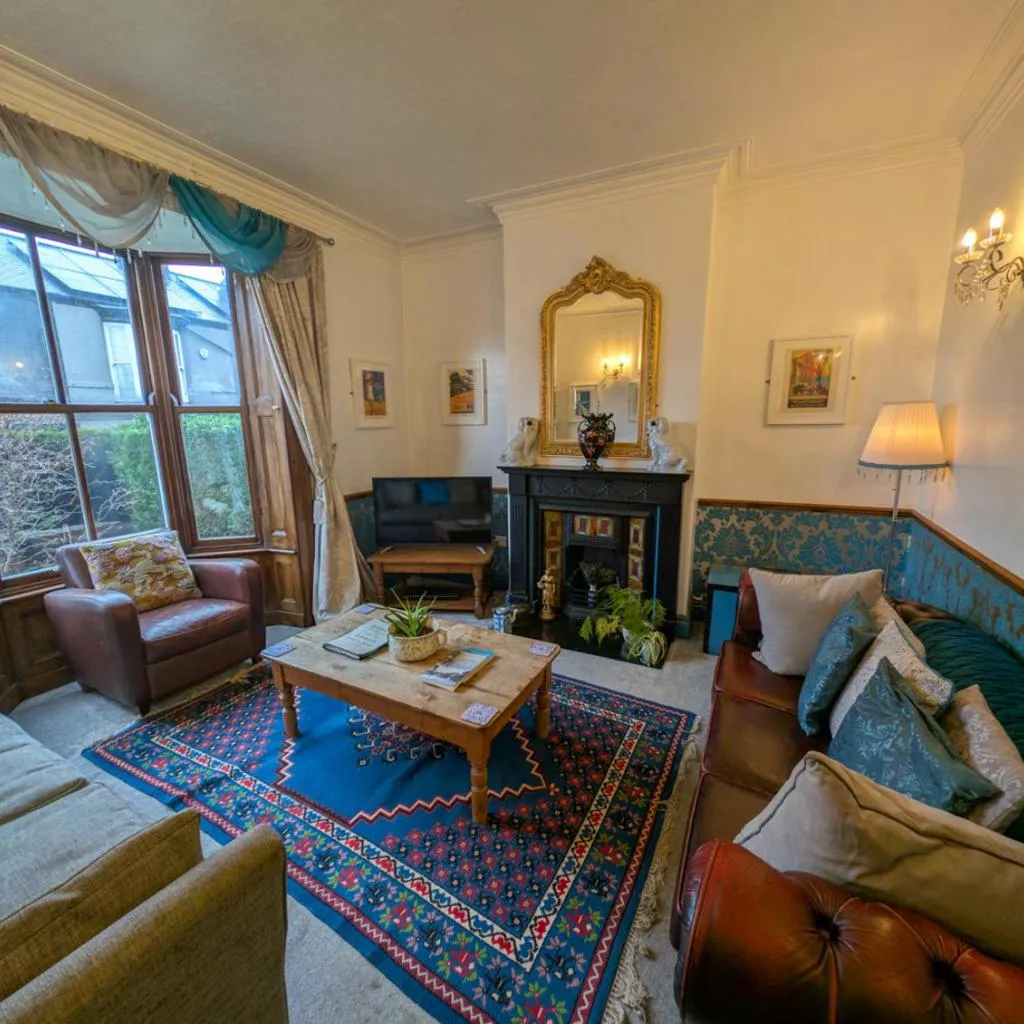 Photograph of The House at Crooked End - Sleeps 8 central York