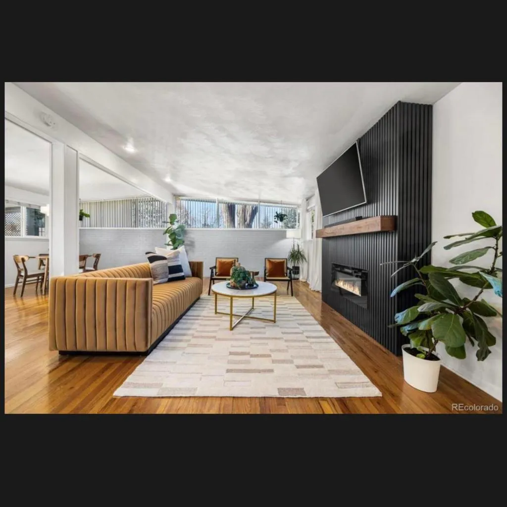 Photograph of 7 bedroom 8 beds family house