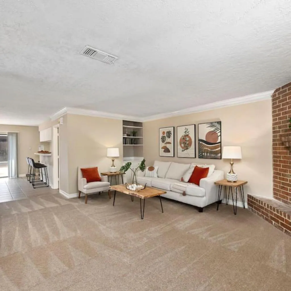 Photograph of Montrose Dual Townhomes 4BR Sleeps 20 w 2 Kitchens & Parking