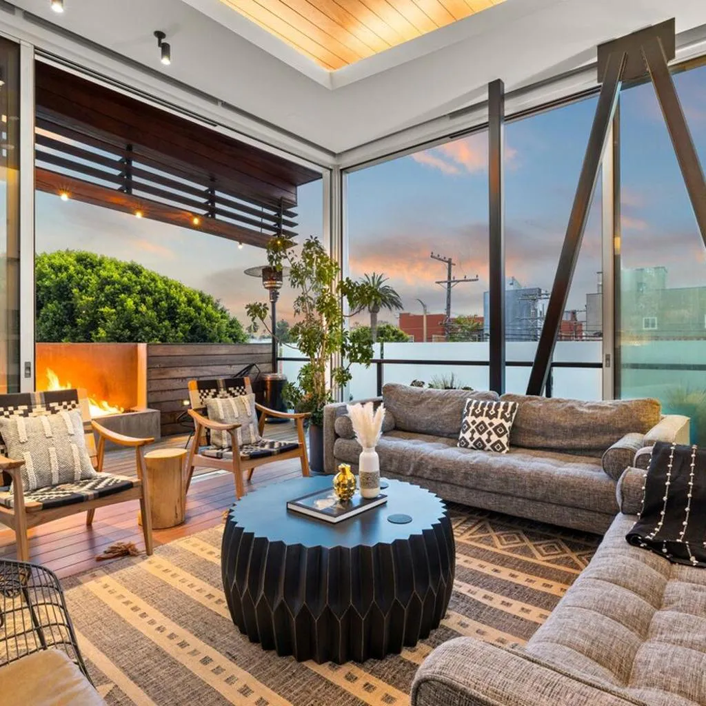 Photograph of Hip Venice 5BR 4BA Home w Rooftop and Steps to the Beach