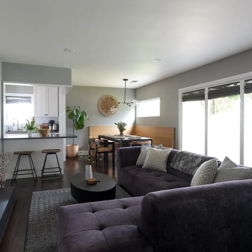 Photograph of Lovely Culver City Home 8 Mins to Beach Close to LAX