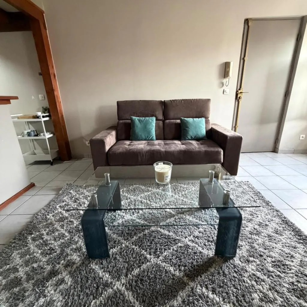 Photograph of Cozy 1-bedroom apartment 2 minutes from Stalingrad Private parking