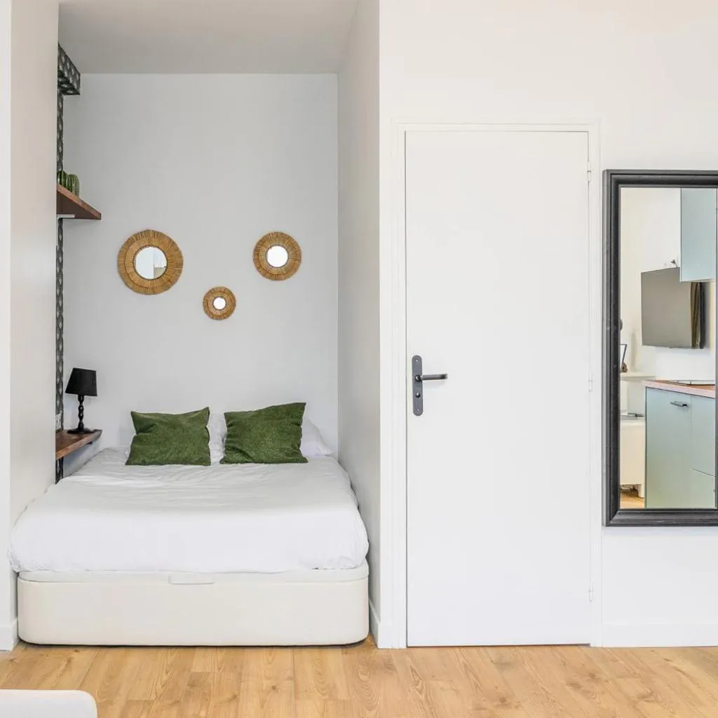 Photograph of Enjoy in a Lovely Nest with modern design