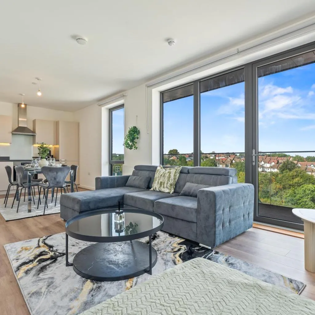 Photograph of Luxe Highrise 3BR Flat Wembley Stadium Stay For Families and Groups
