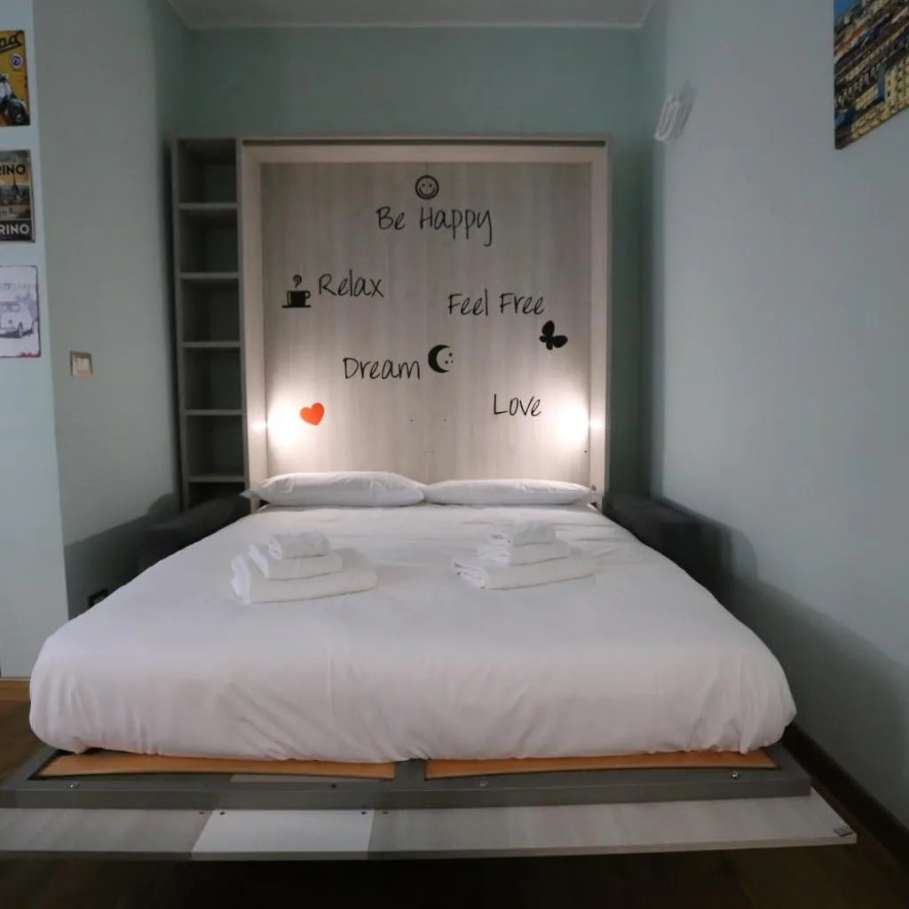 Photograph of Casa Hexa – Monolocale smart con balcone, AC e parcheggio gratuito