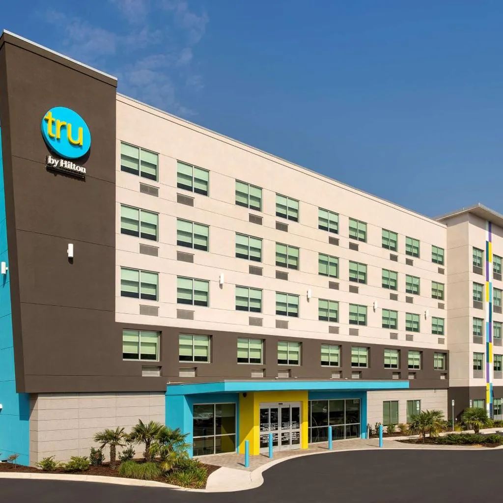 Photograph of Tru By Hilton Charleston Ashley Phosphate, Sc