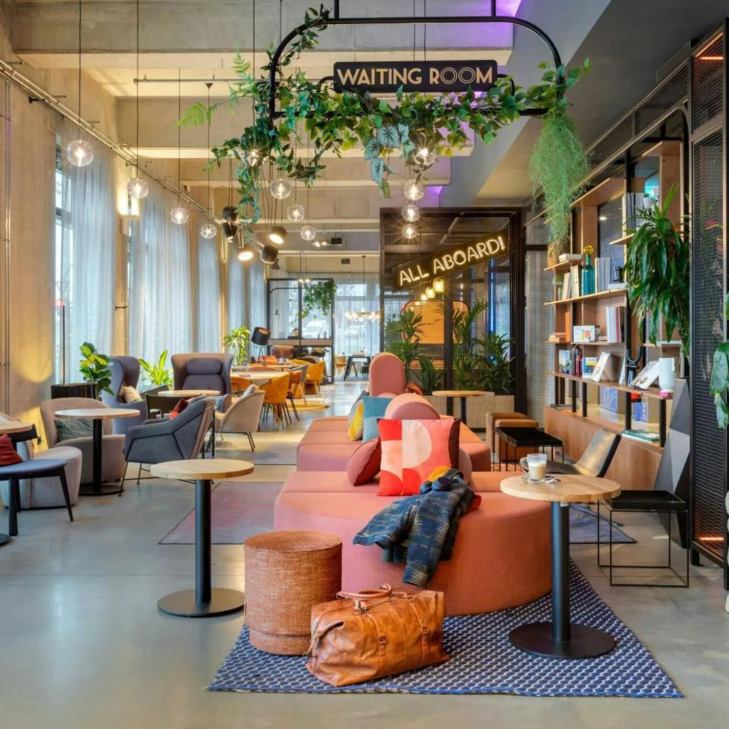 Photograph of Moxy Berlin Ostbahnhof