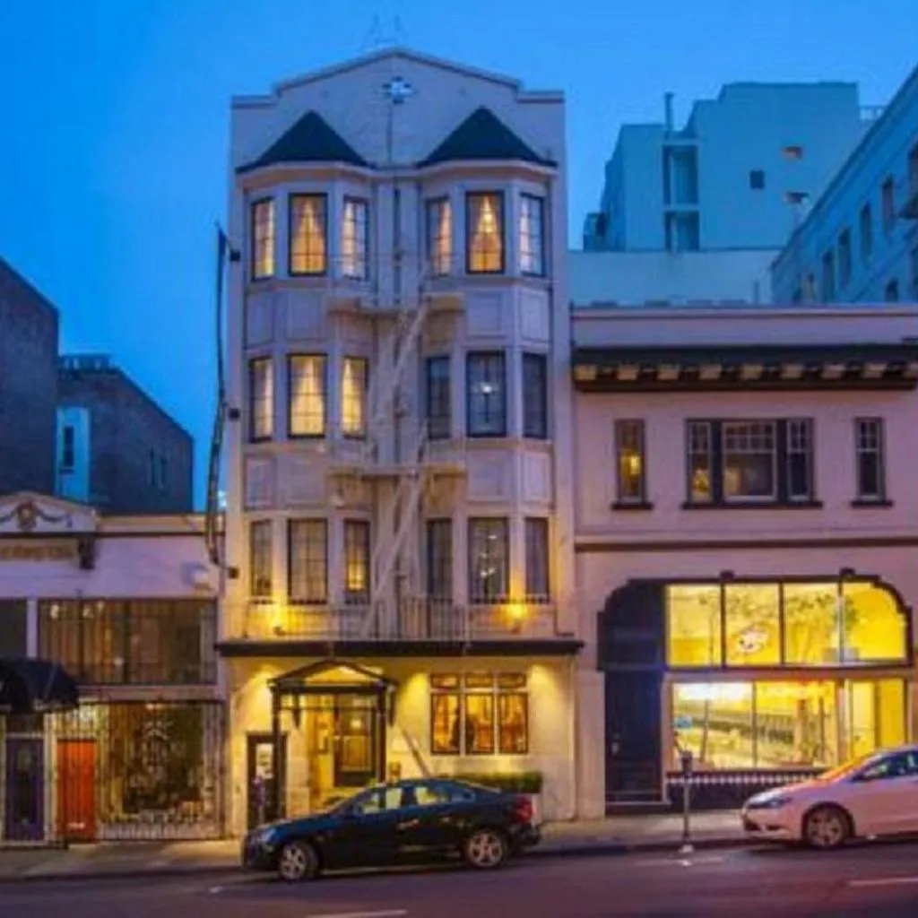 Photograph of Golden Gate Hotel