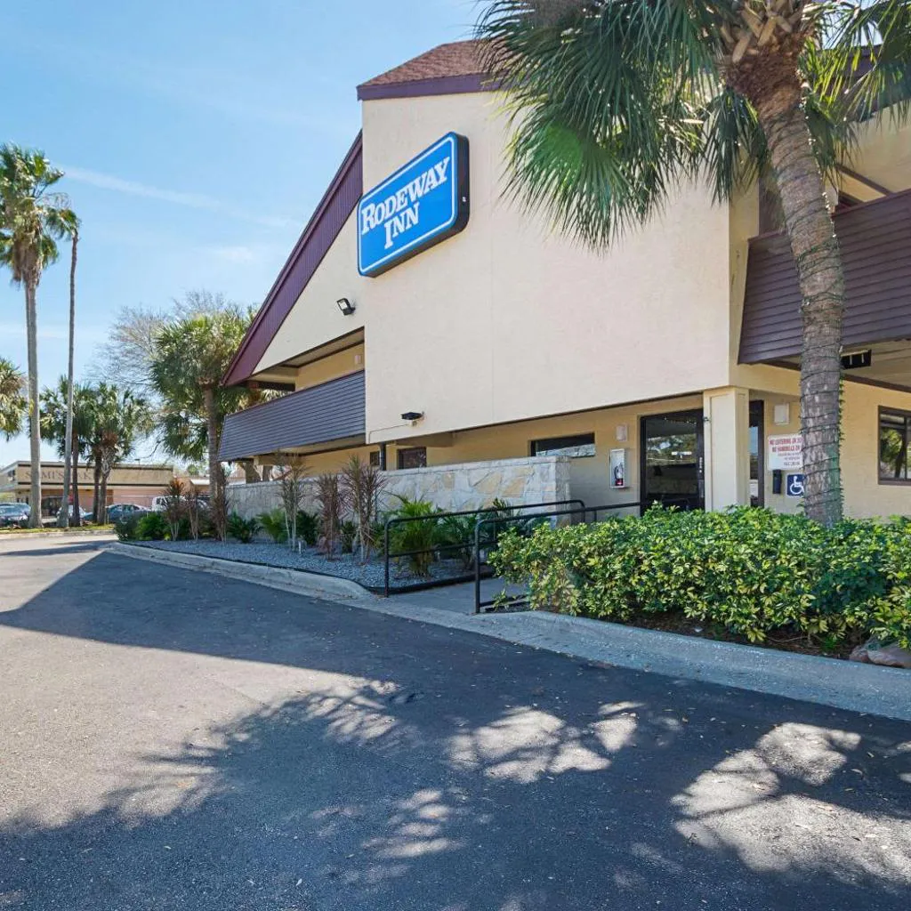 Photograph of Bay Inn
