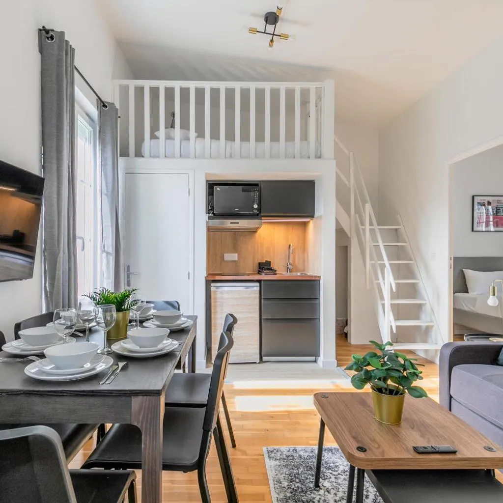 Photograph of Brand New - Exquisite and Sunny Parisian Loft