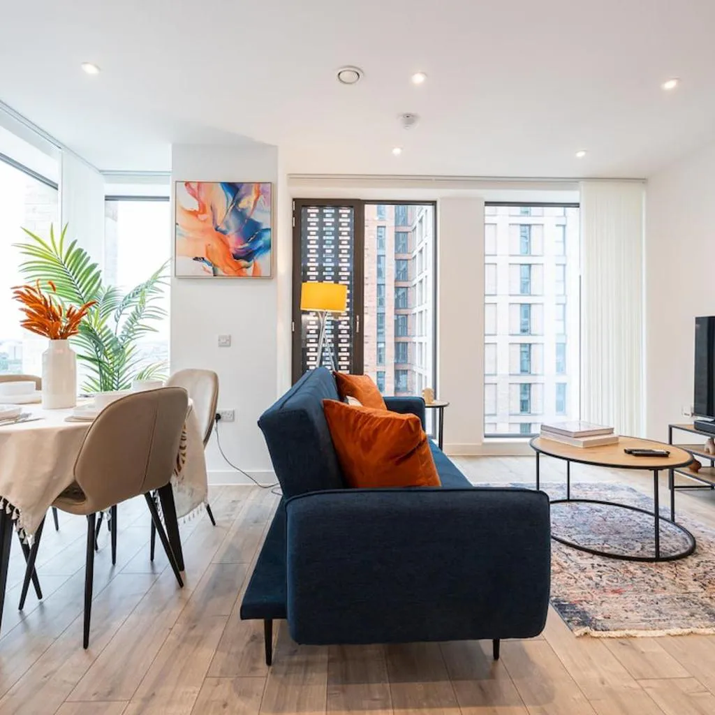 Photograph of Skyline 2BR Apartment Manchester City Centre