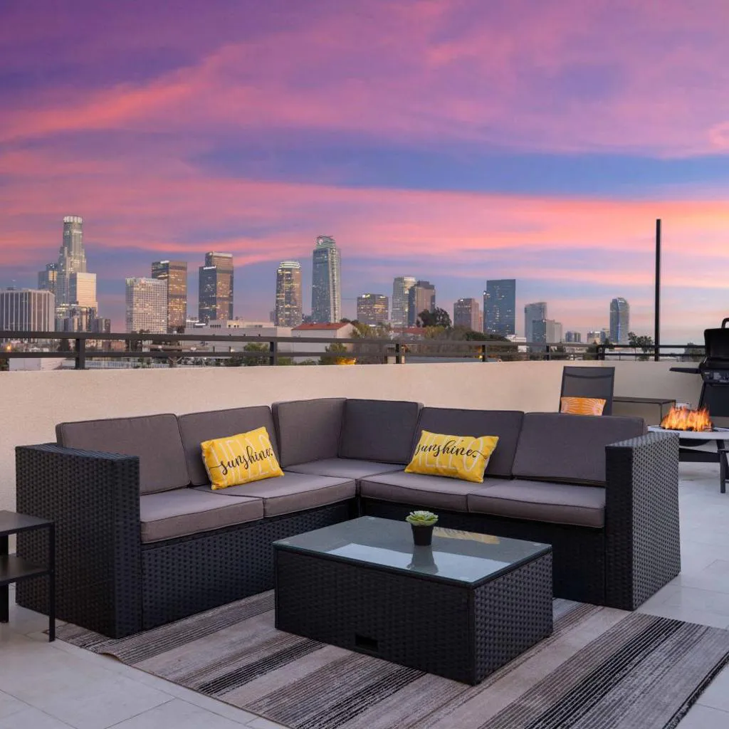 Photograph of Spectacular Rooftop View House