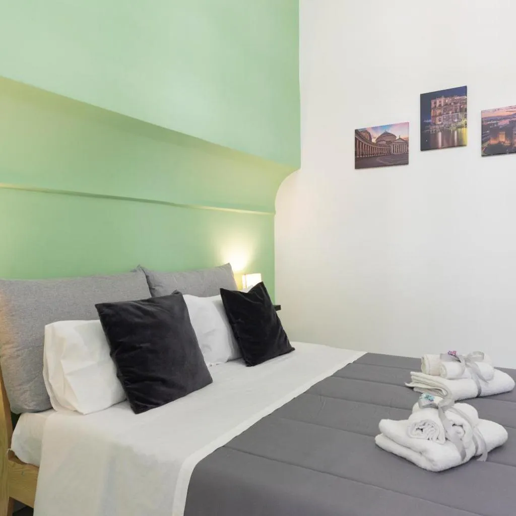Photograph of Seventeen Home