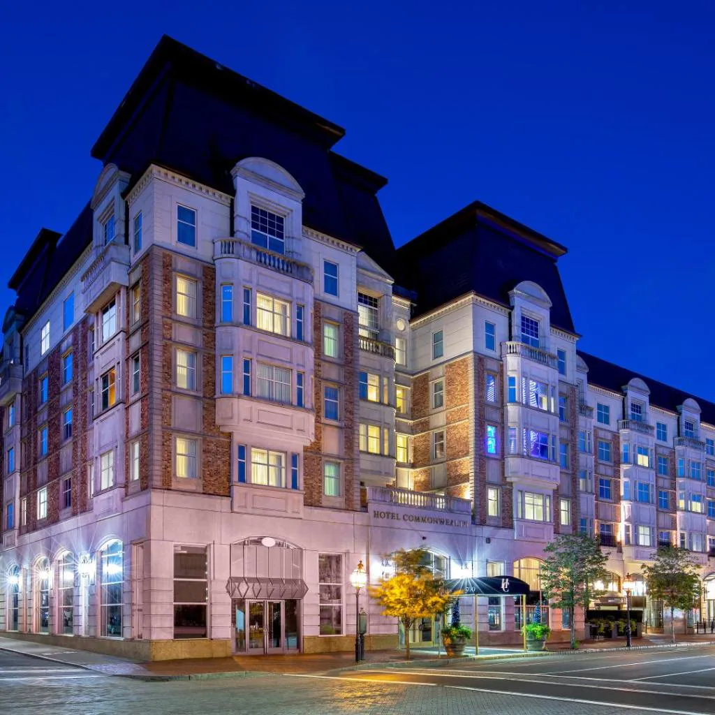Photograph of Hotel Commonwealth