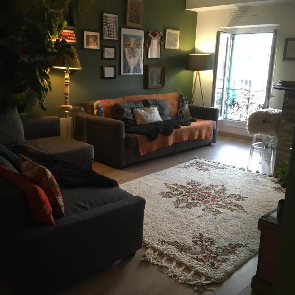 Photograph of London style apartment in Nice