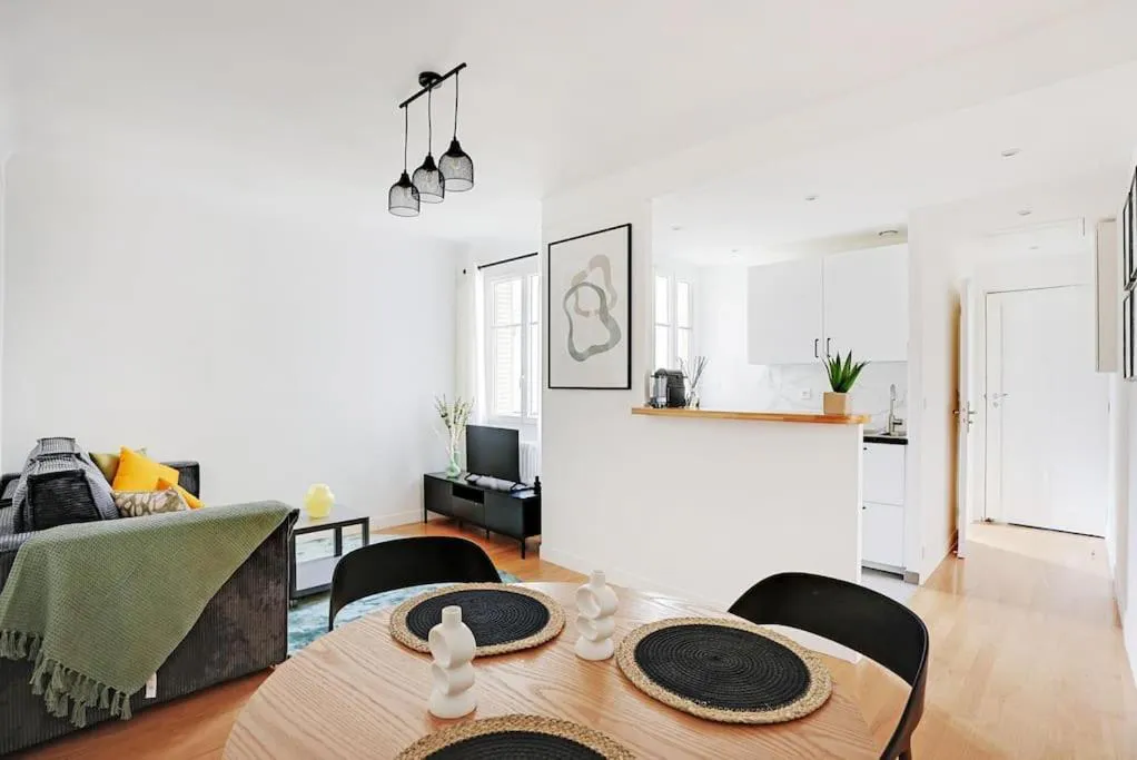Photograph of Lumineux 2 pièces Batignolles