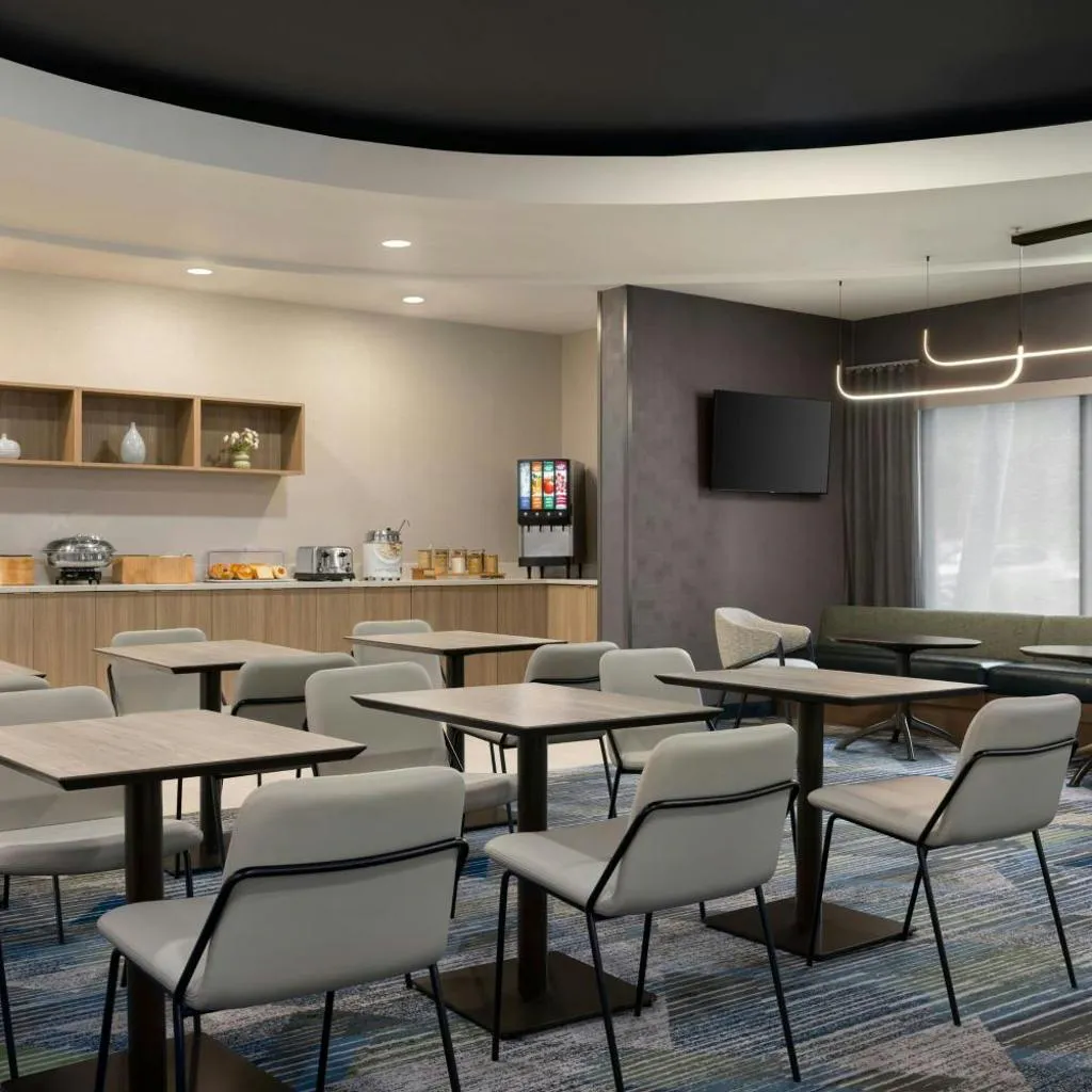 Photograph of SpringHill Suites by Marriott - Tampa Brandon