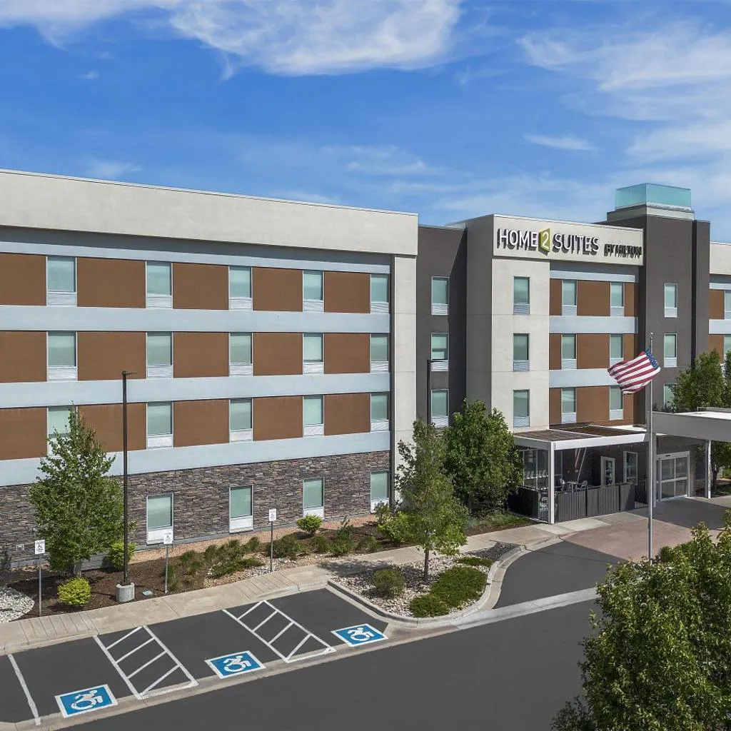 Photograph of Home2 Suites by Hilton Denver International Airport