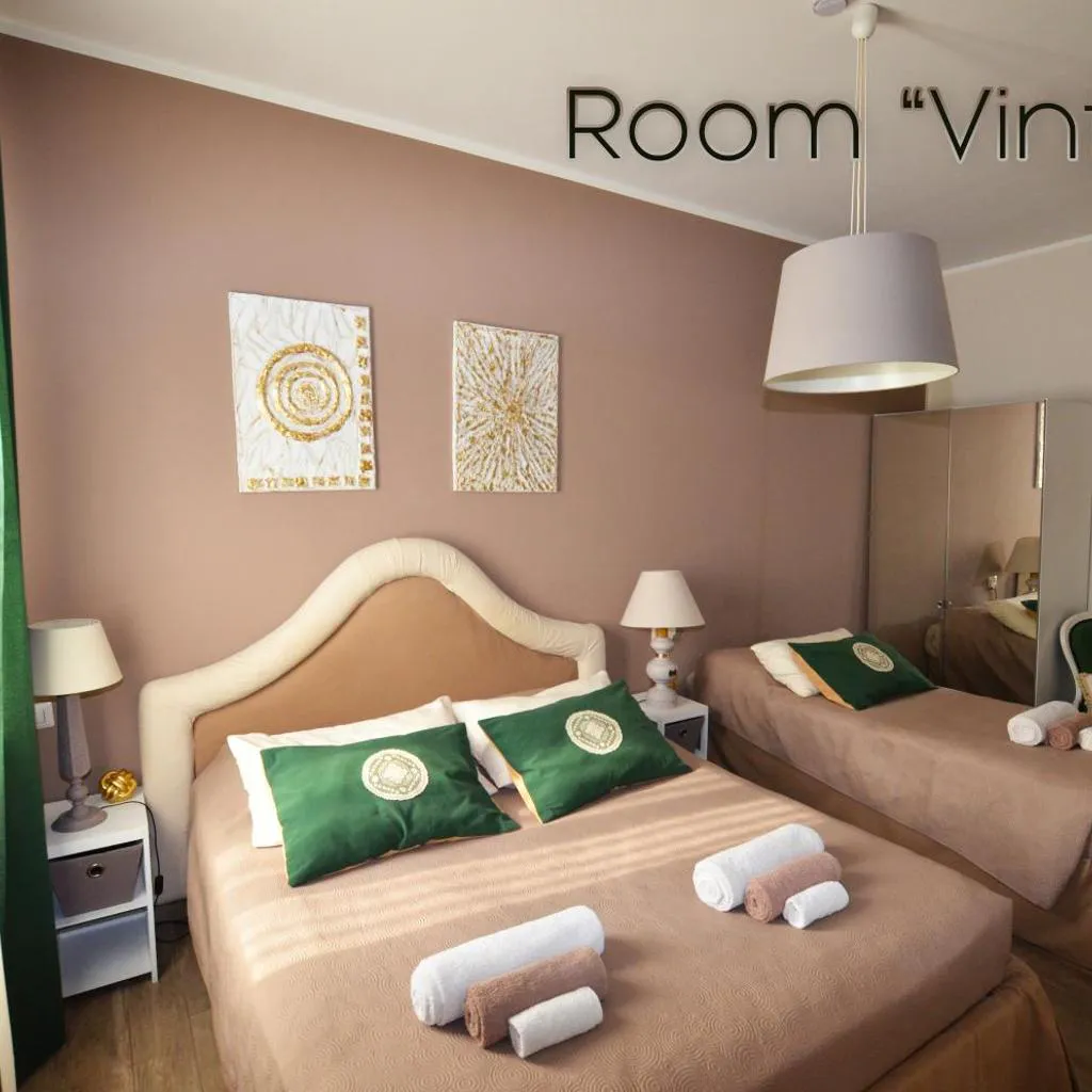 Photograph of Room & Breakfast Nettuno 29