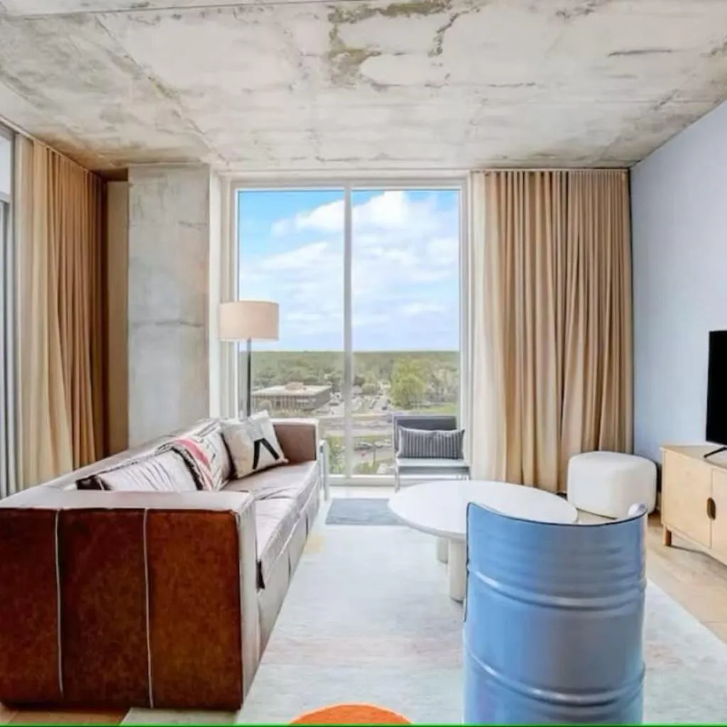 Photograph of Luxury Oasis - Stunning Condo Unbeatable Location