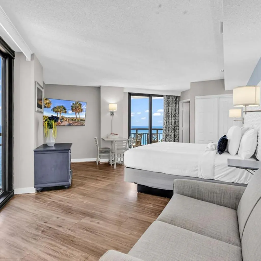 Photograph of Updated Oceanfront 16th floor w Amazing Views!