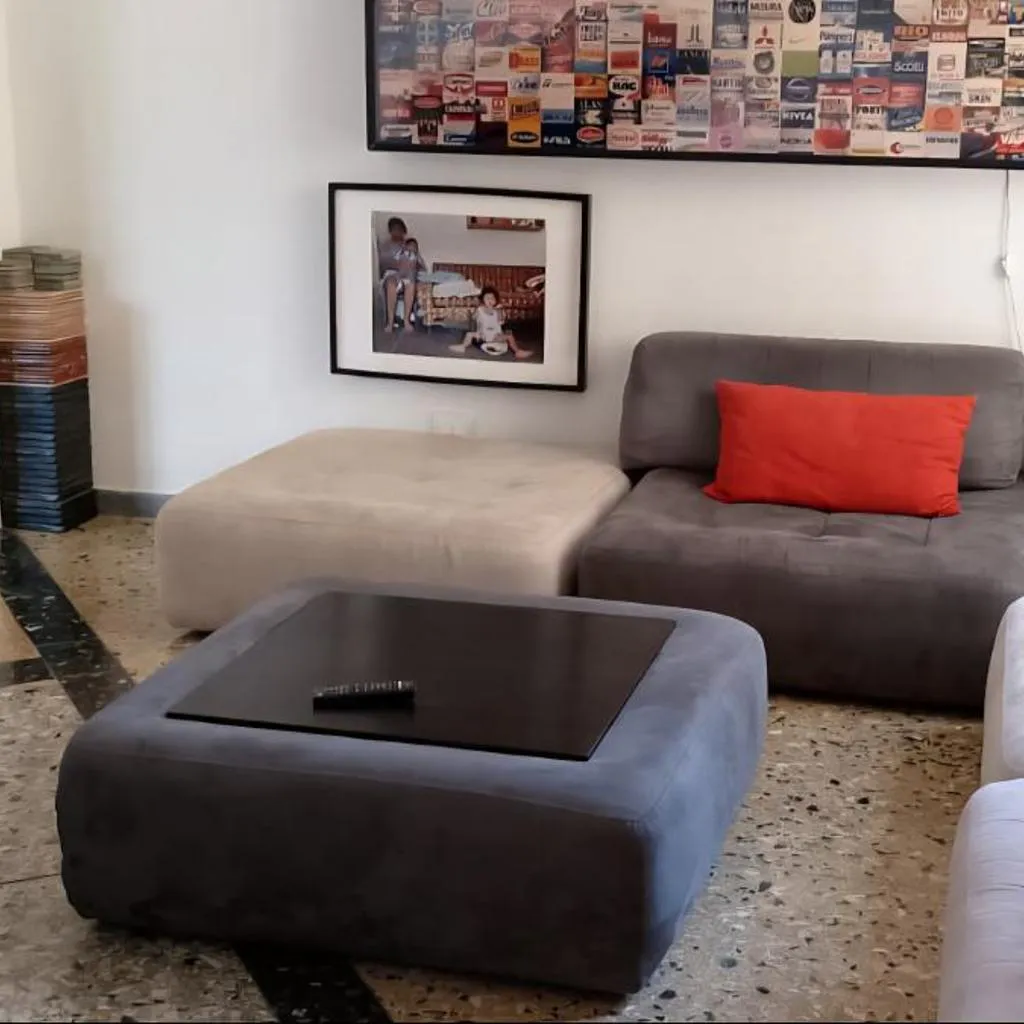 Photograph of Zeus Rooms 60