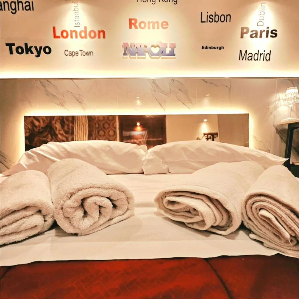 Photograph of Suite SAN GENNARO BIS