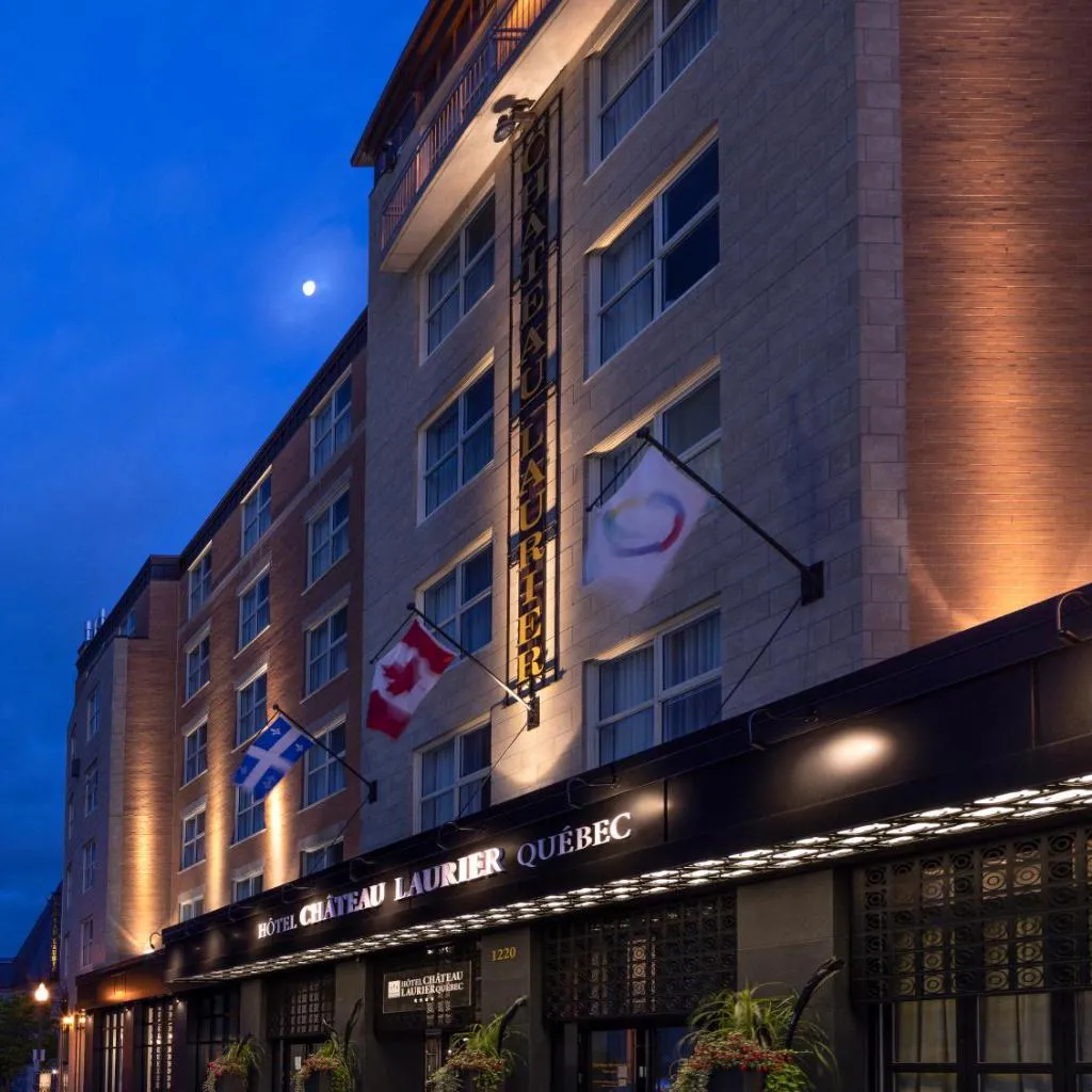 Photograph of Hotel Chateau Laurier Québec
