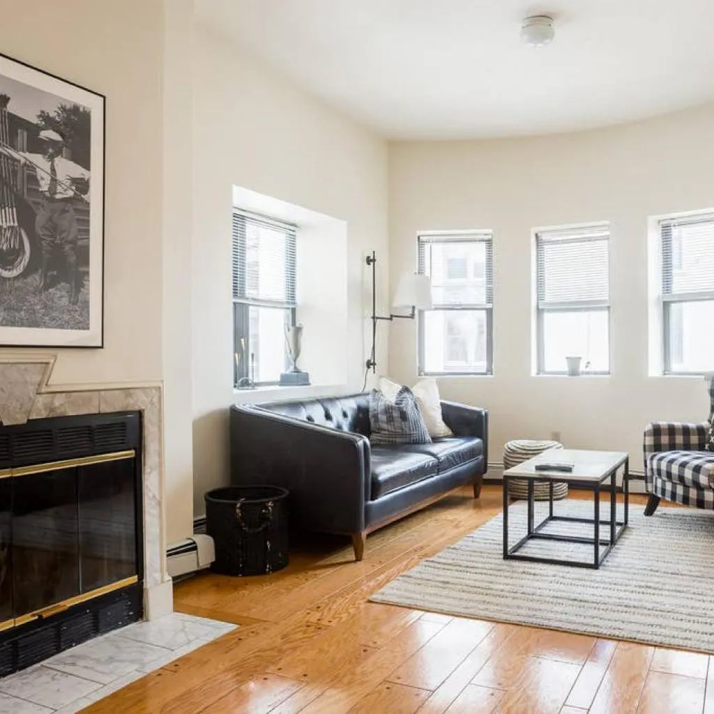 Photograph of Fabulous 2bed 2bath apartment downtown Boston