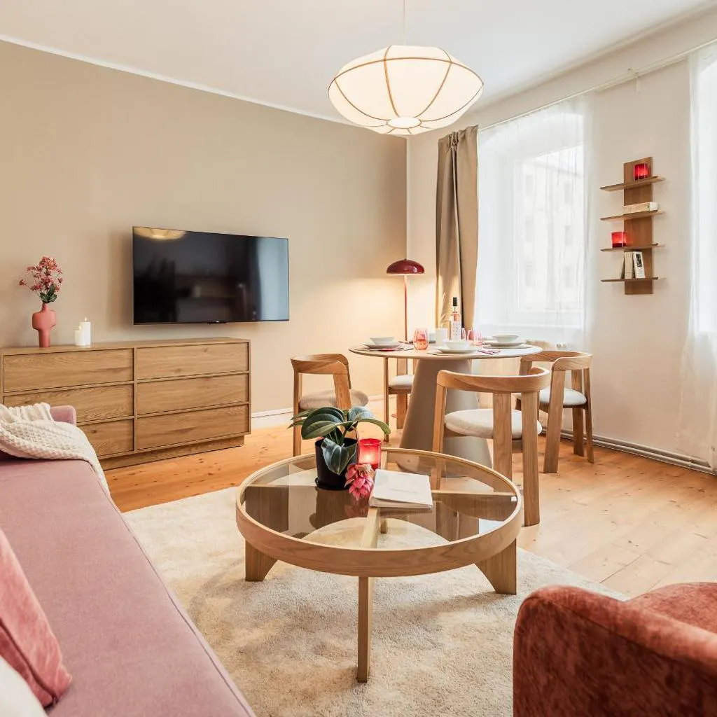 Photograph of Paar & Familien-Paradies I 2 Schlafbereiche I 60 qm I kostenfreier Parkplatz I Ruhige Lage I Barrierearm