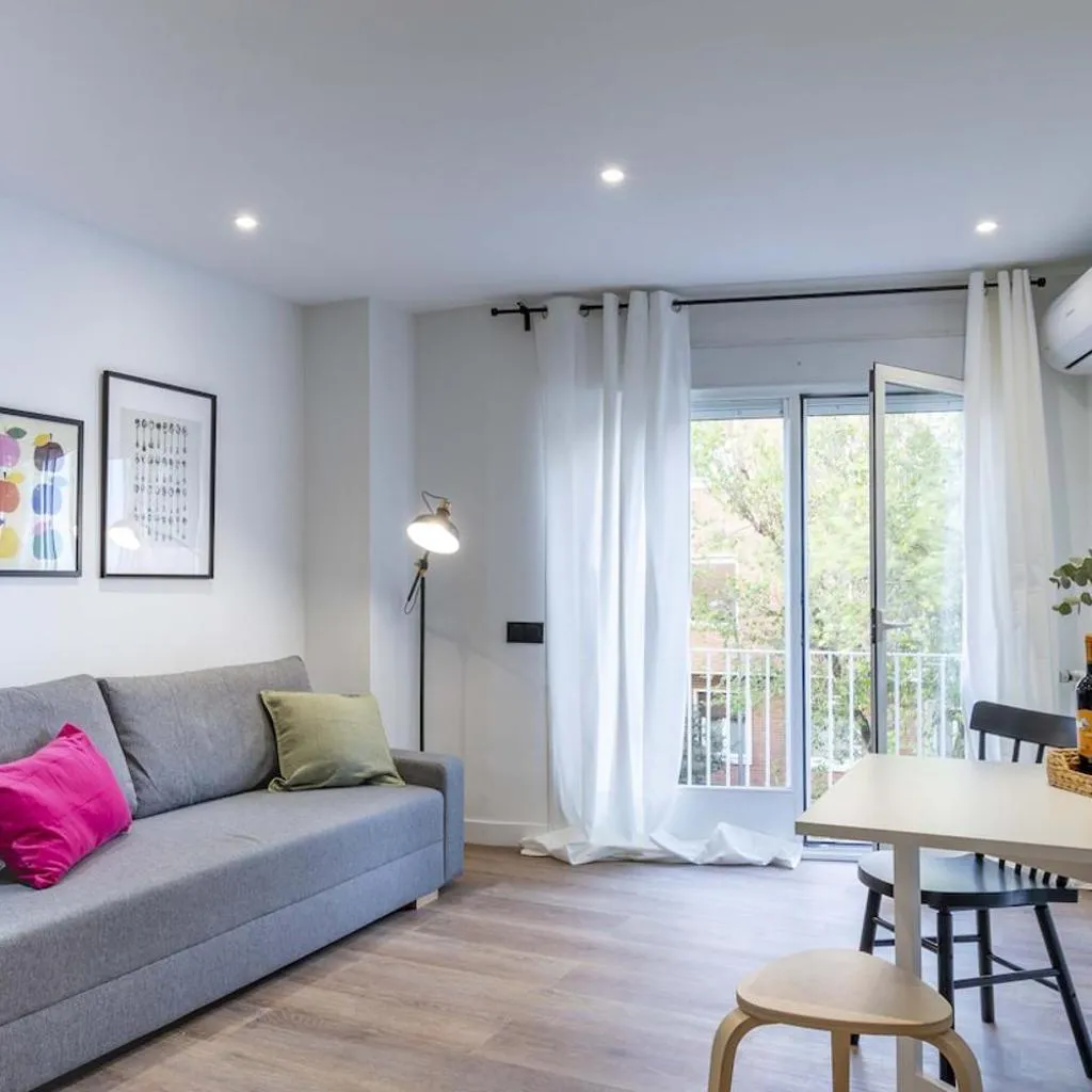 Photograph of Madrid elegante apartamento con terraza