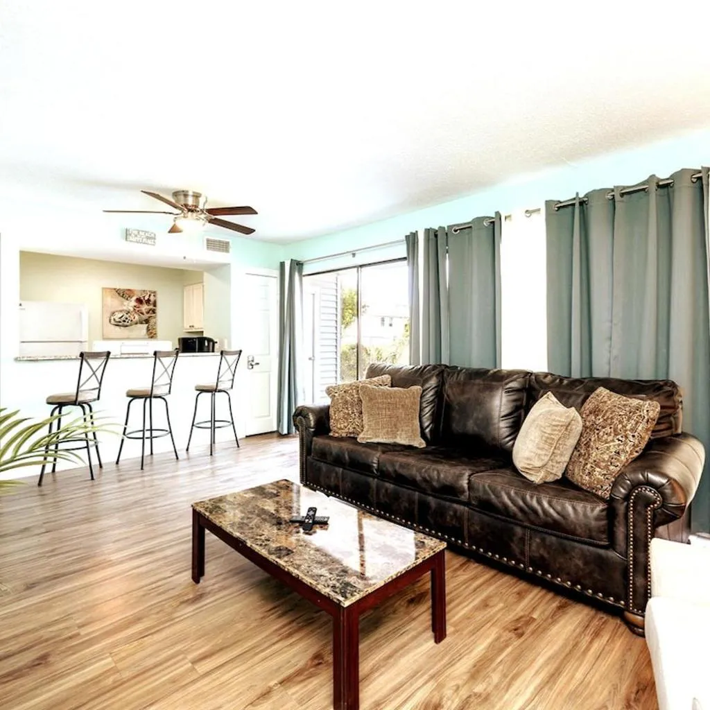 Photograph of Kings Cove Central Destin 3 Community Pools
