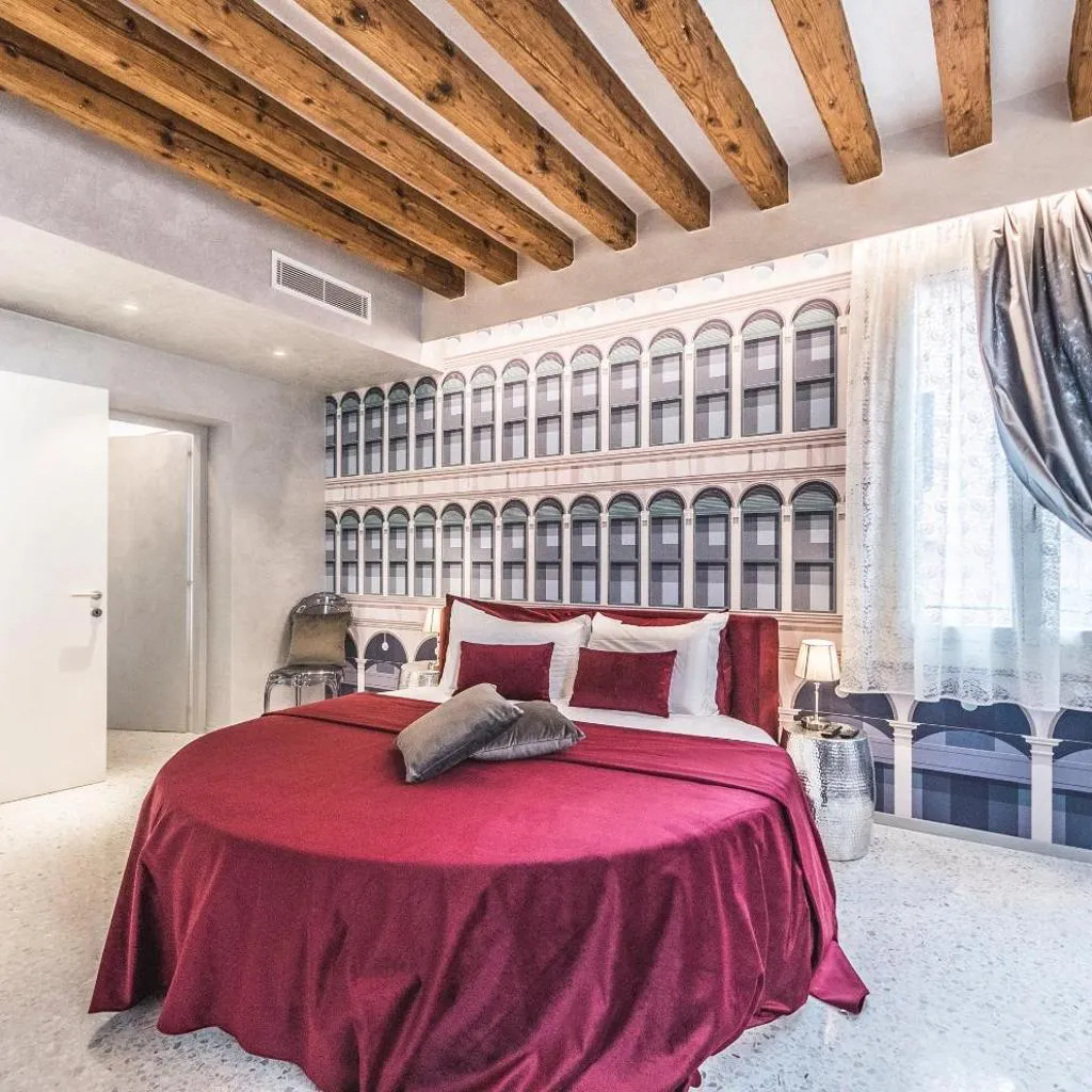 Photograph of Rialto Luxury Flat