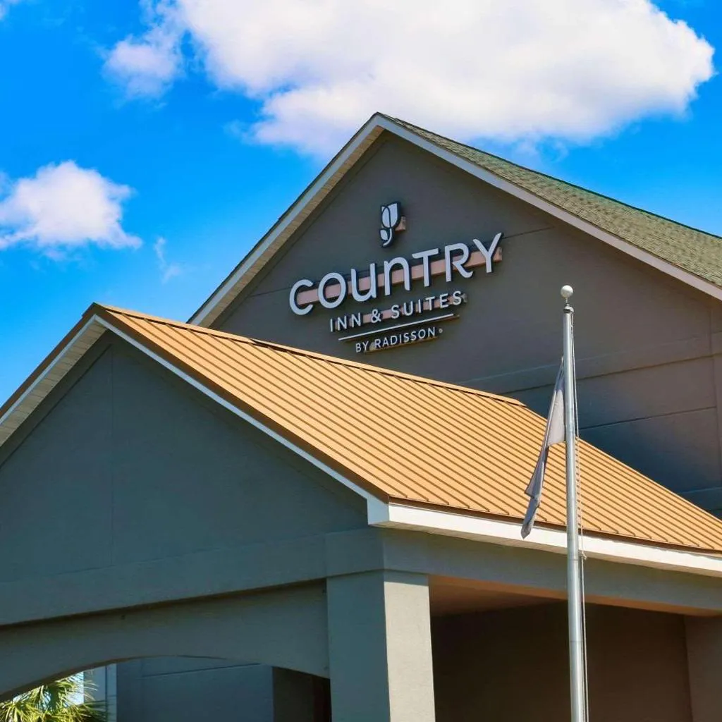 Photograph of Country Inn & Suites by Radisson, Savannah Gateway, GA